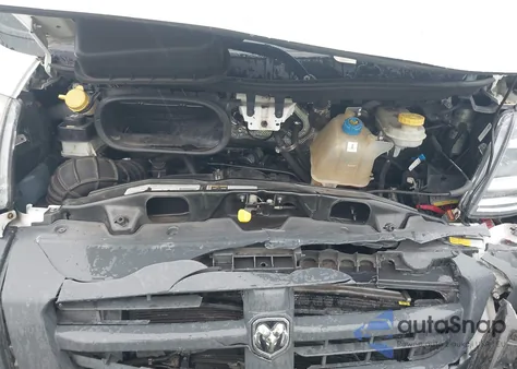 2017 Ram Promaster 1500 Low Roof 136 Wb z USA, uszkodzony, nr VIN 3C6TRVAG2HE516835